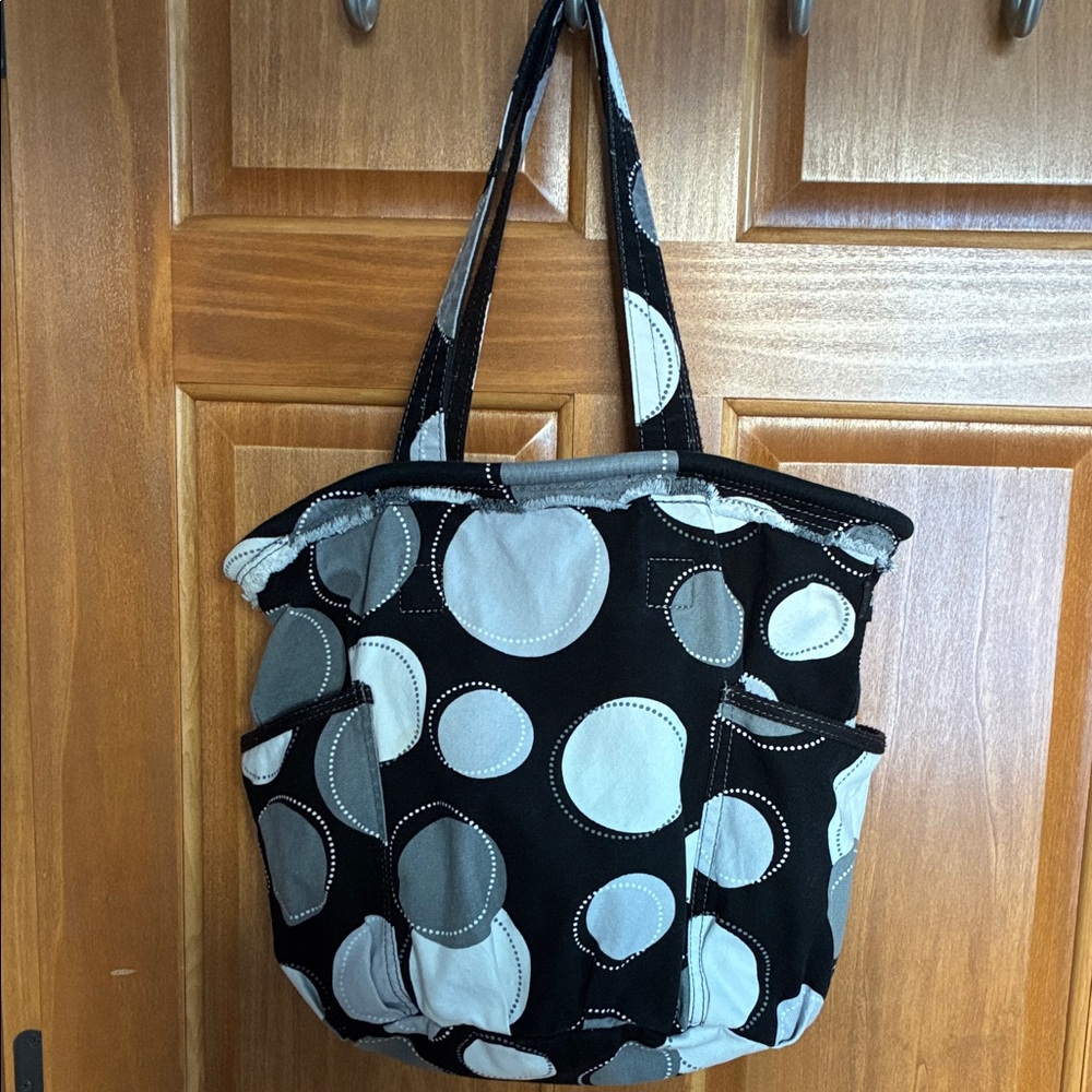 Thirty One Retro Metro Black and Gray Tote Bag